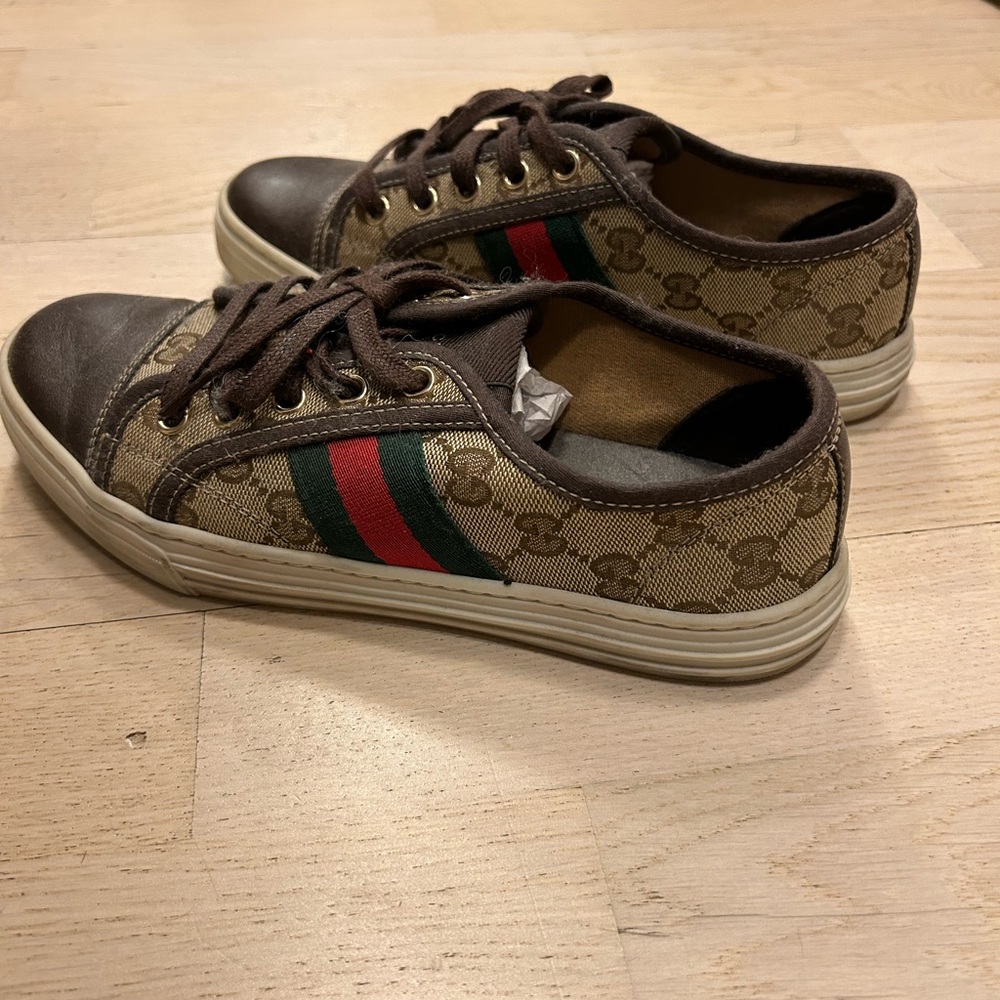Gucci sneakers